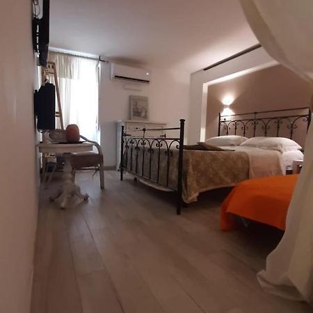 La Nicchia Del Borgo Leilighet Taranto Eksteriør bilde